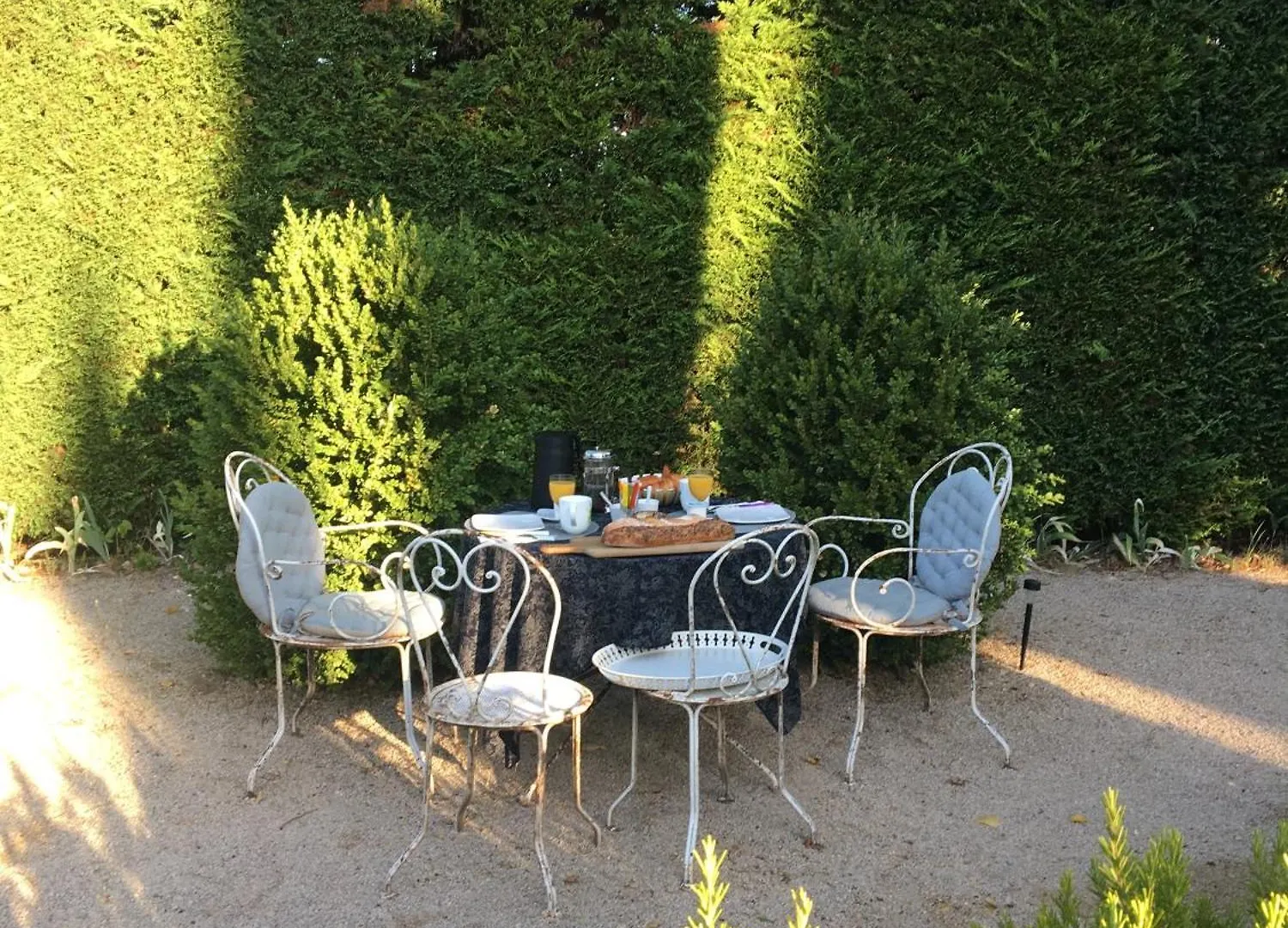 B&B Contemporain Le Jardin Vaison-la-Romaine Bed & Breakfast